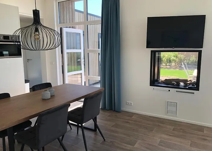 Marina Strandbad Inseltraum Mit Zaun Haus Nr 83 Olburgen