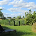 Marina Strandbad Inseltraum Mit Zaun Haus Nr 83 Olburgen